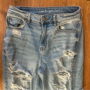 American Eagle distressed jeans!